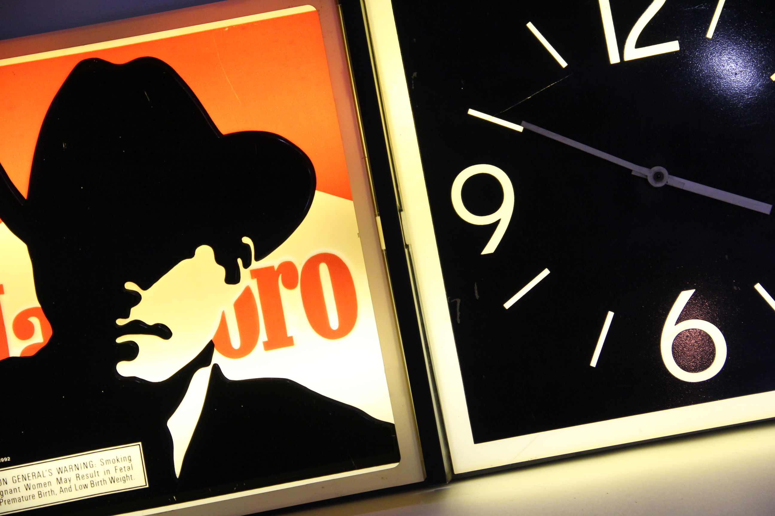 Marlboro Light Up Horizontal/Vertical Clock