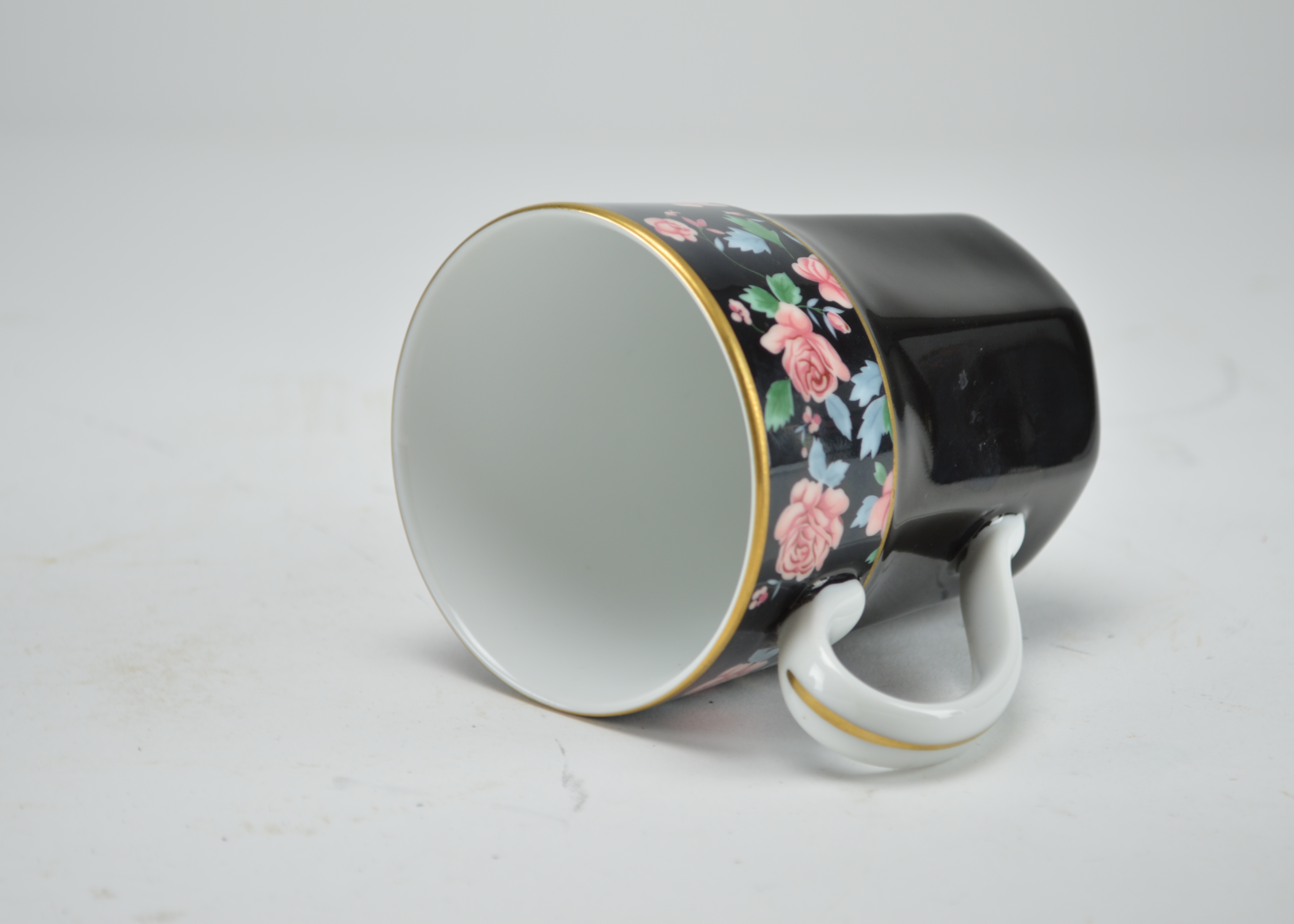 Victoria's Garden Porcelain Tea Set by Gear Arita