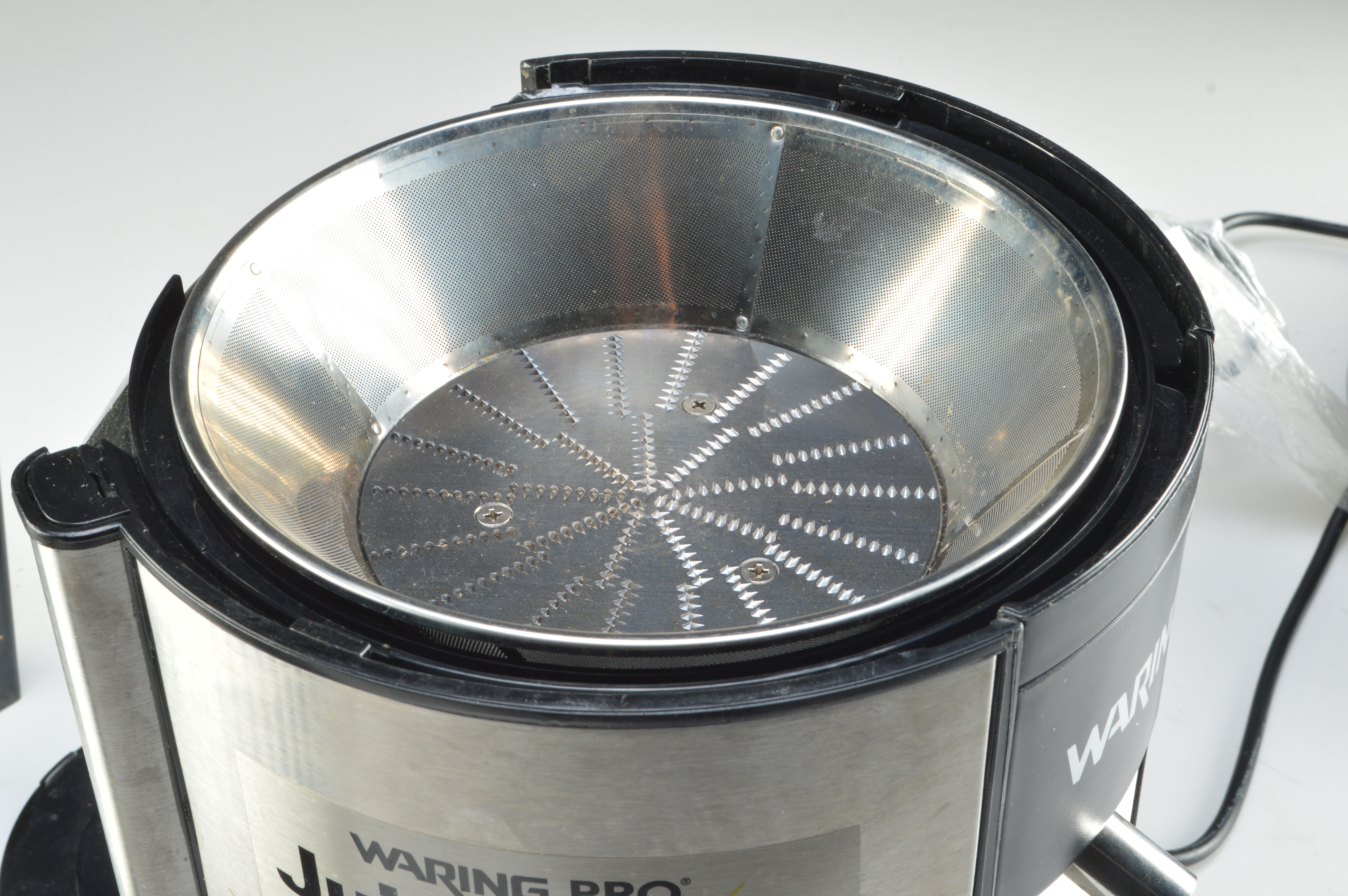 Waring Pro Juicerator