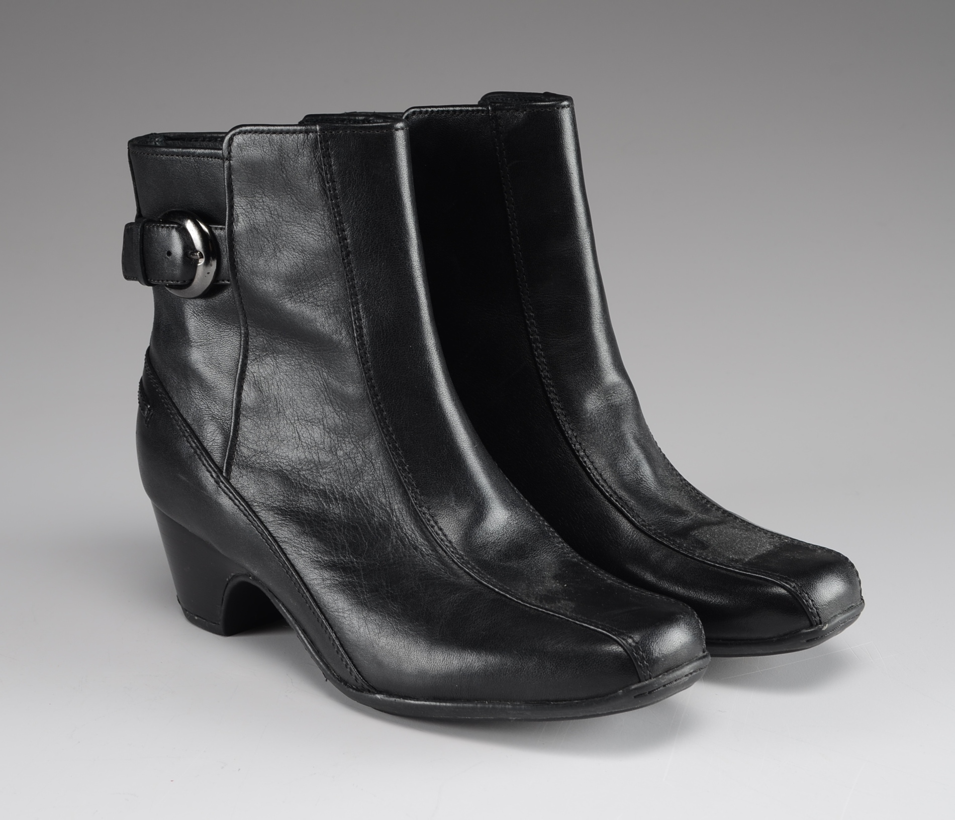 Women's Tori Burch, Clarke, Steve Madden and Converse Shoes