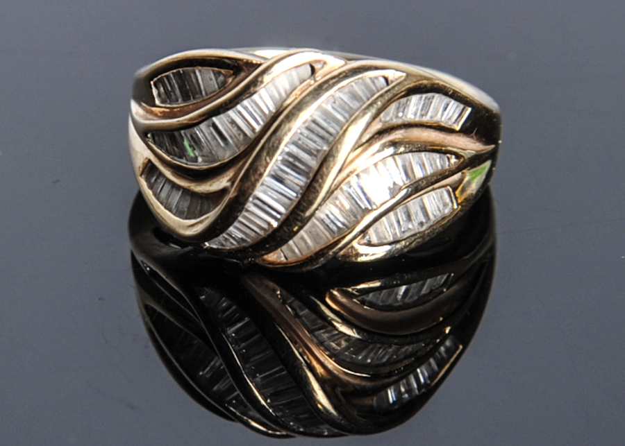 Women's Diamond Baguette Ribbon Cluster and 14K Gold Fashion Ring