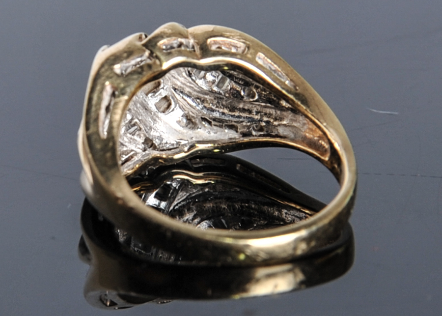 Women's Diamond Baguette Ribbon Cluster and 14K Gold Fashion Ring