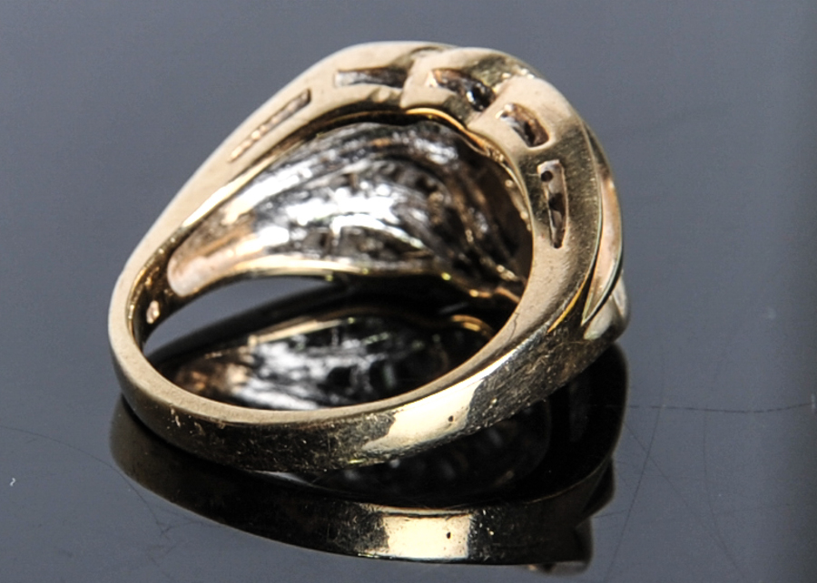 Women's Diamond Baguette Ribbon Cluster and 14K Gold Fashion Ring