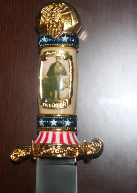 Civil War Decor Lot with Franklin Mint Collectibles