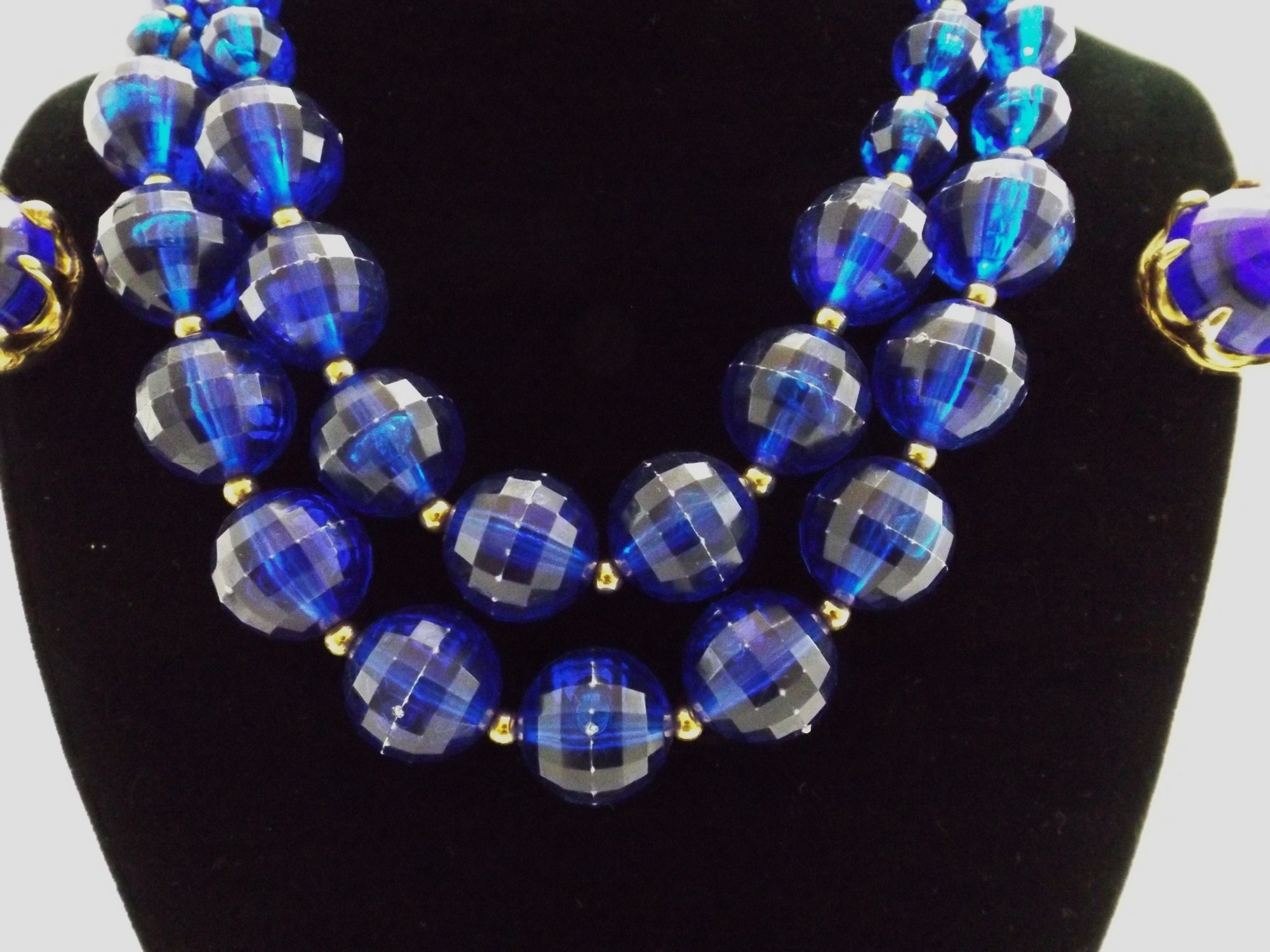 '80s Blue Beaded Choker and Matching Earrings