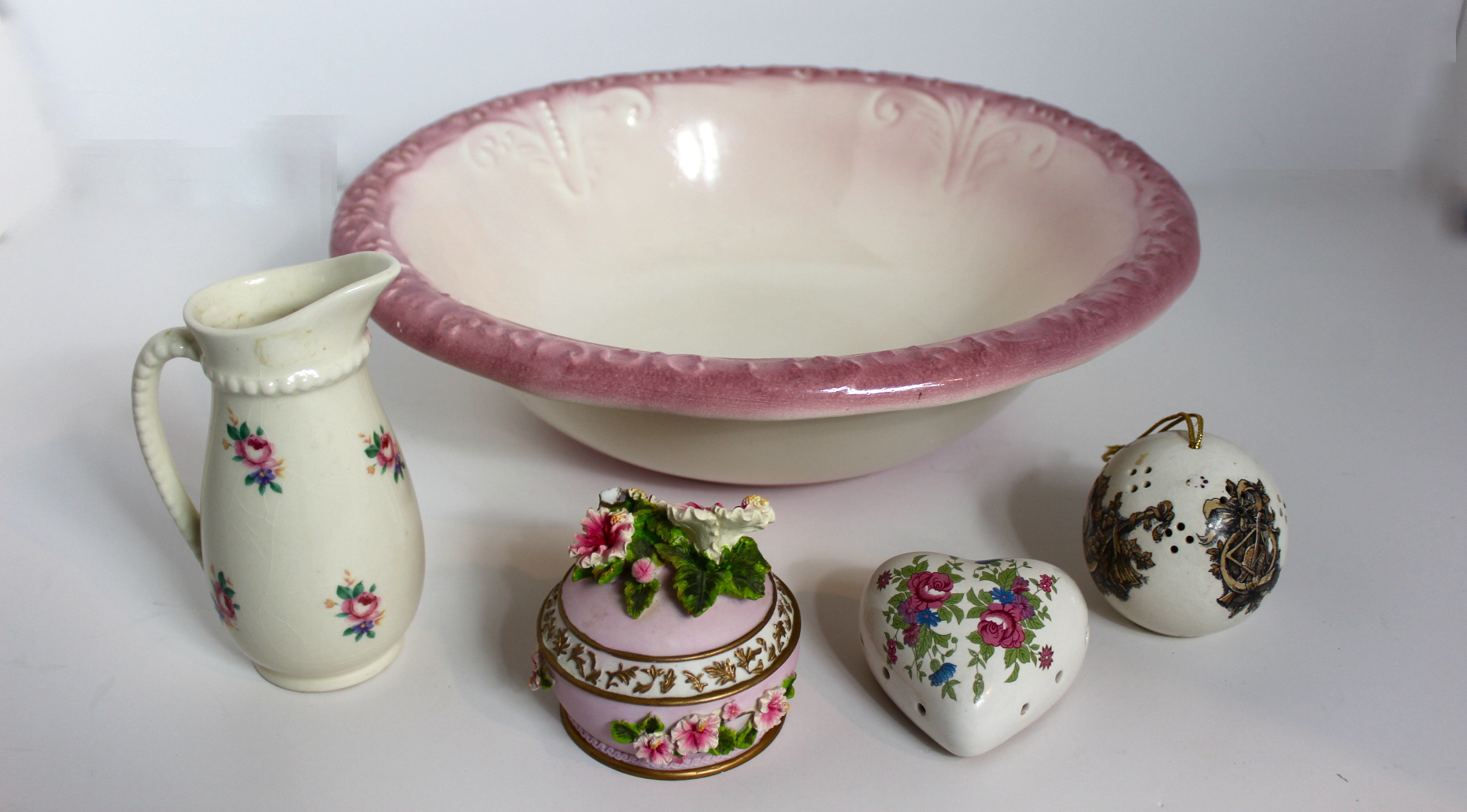 Cottage Chic Collection of Decoratives