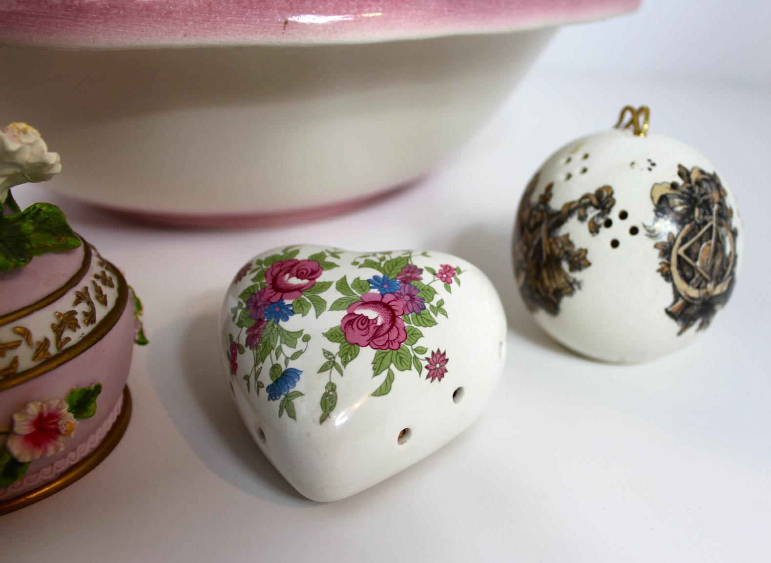 Cottage Chic Collection of Decoratives