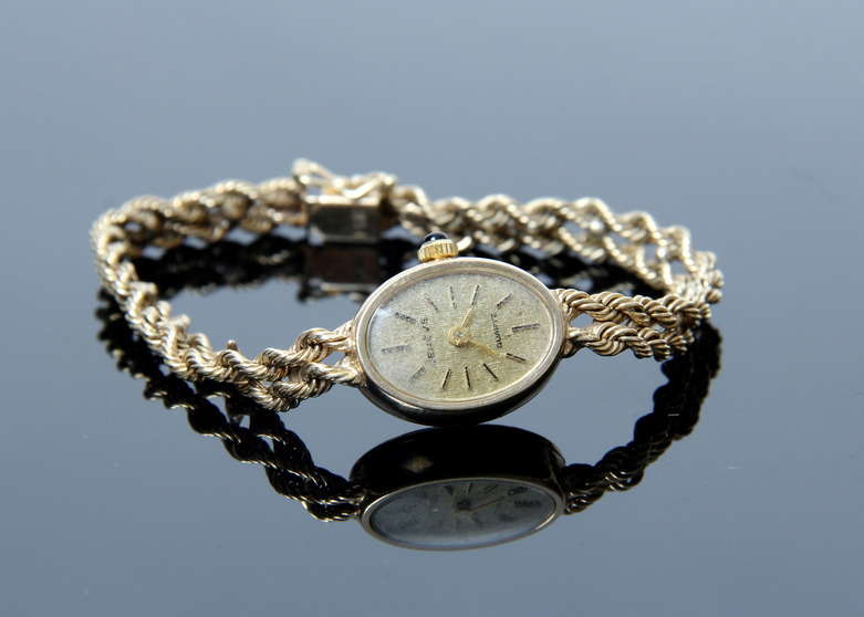 Women's Vintage Geneve 14K Gold Watch