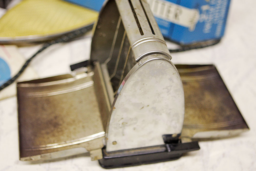 Vintage Home and Kitchen Appliances