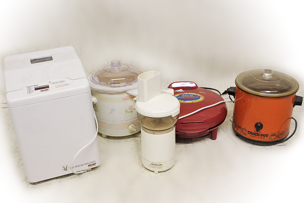 Collection of Modern Kitchen Countertop Appliances