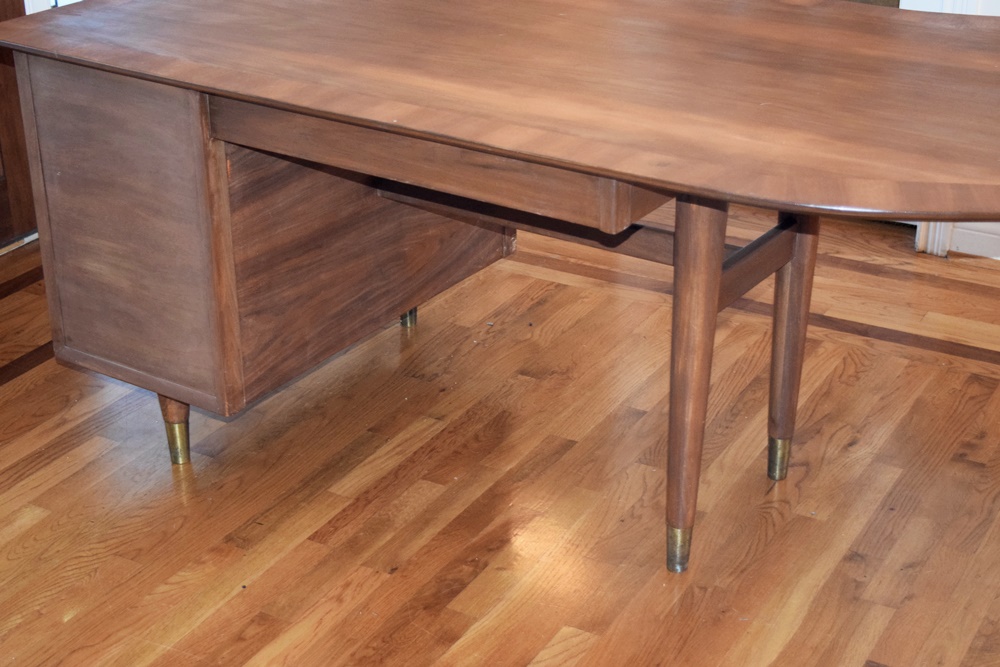 Mid-Century Modern Boomerang Executive  Desk