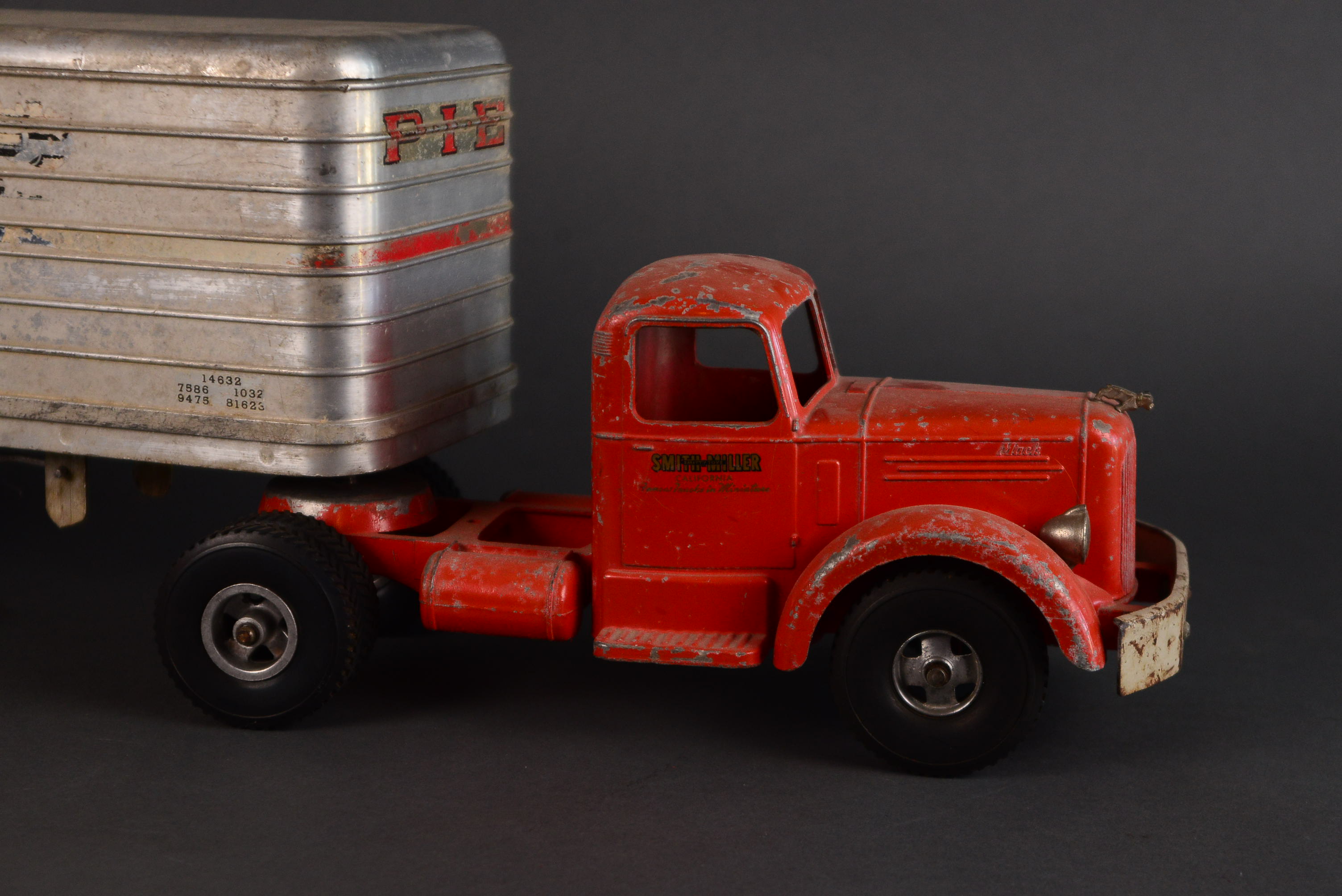 Smith Miller Pressed Steel Mac Tractor Trailer Truck