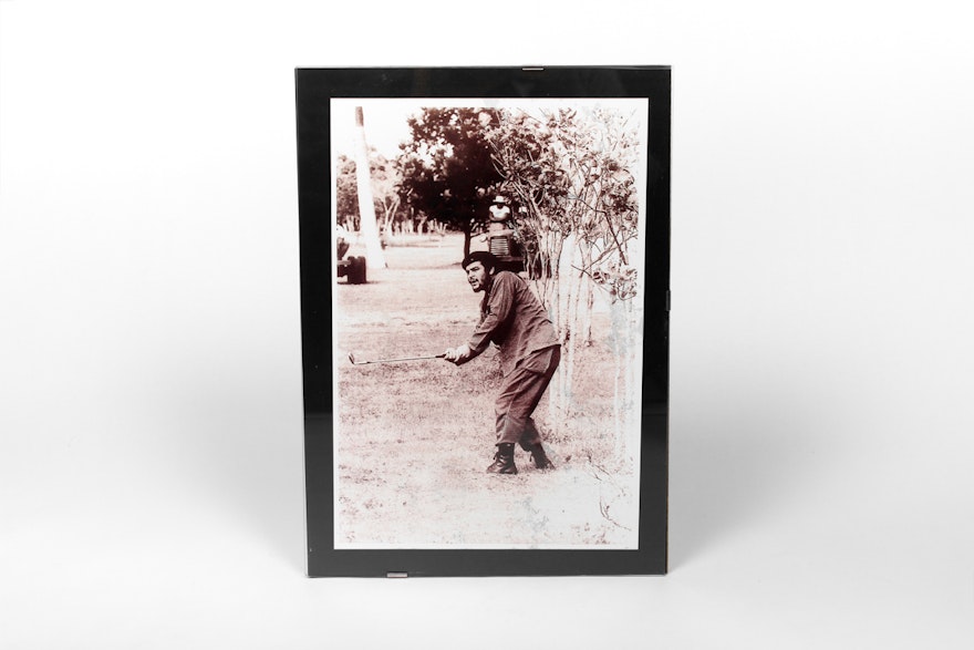 Photograph of Che Guevara Golfing