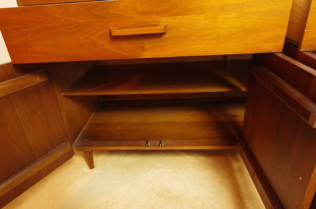 Ramseur Mid Century Modern Console Cabinet