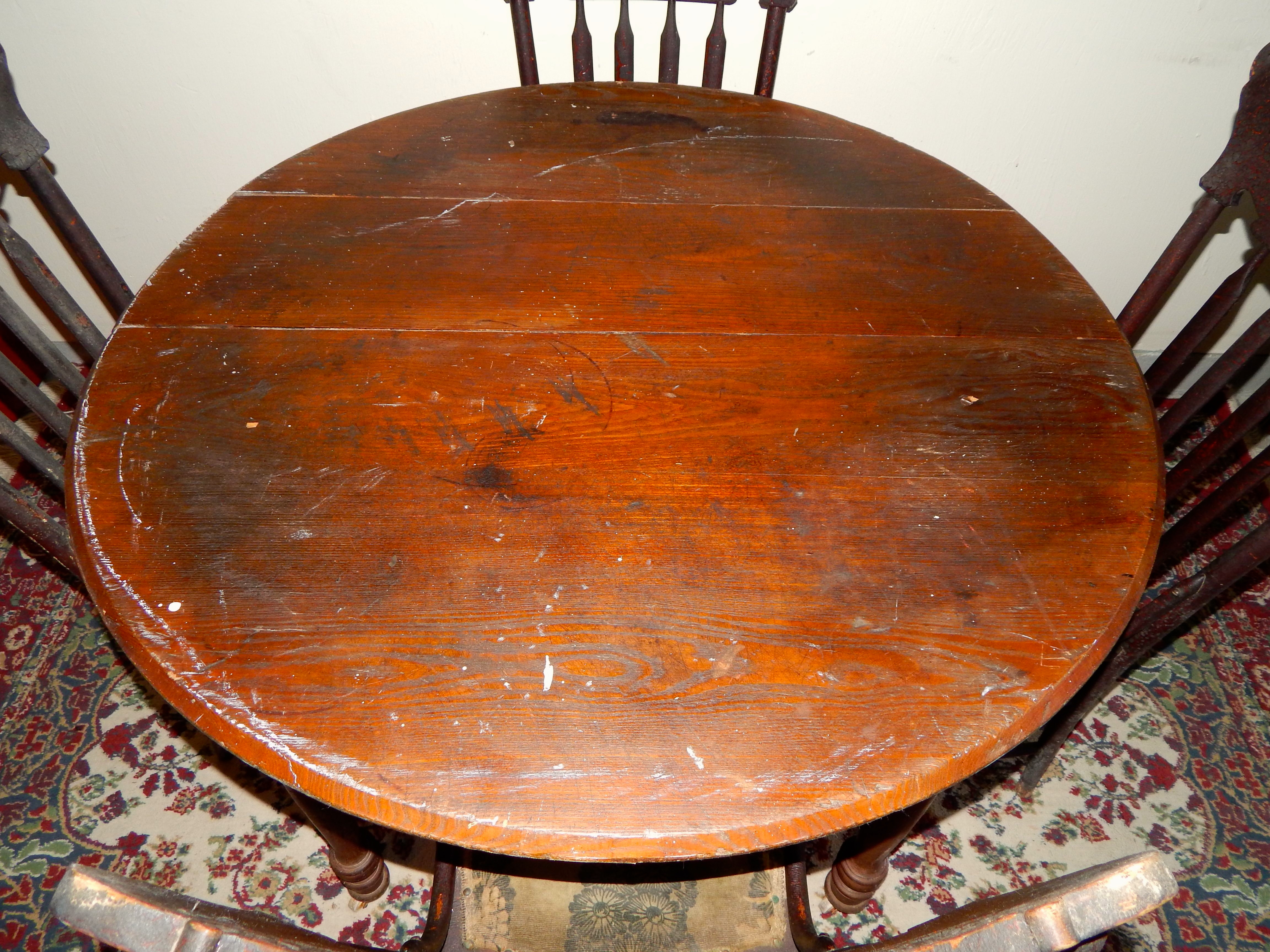 Vintage Round Oak Table & 4 Chairs