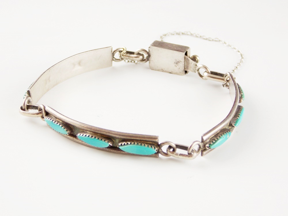 A Vintage Zuni Turquoise Bracelet Sized for a Small Wrist