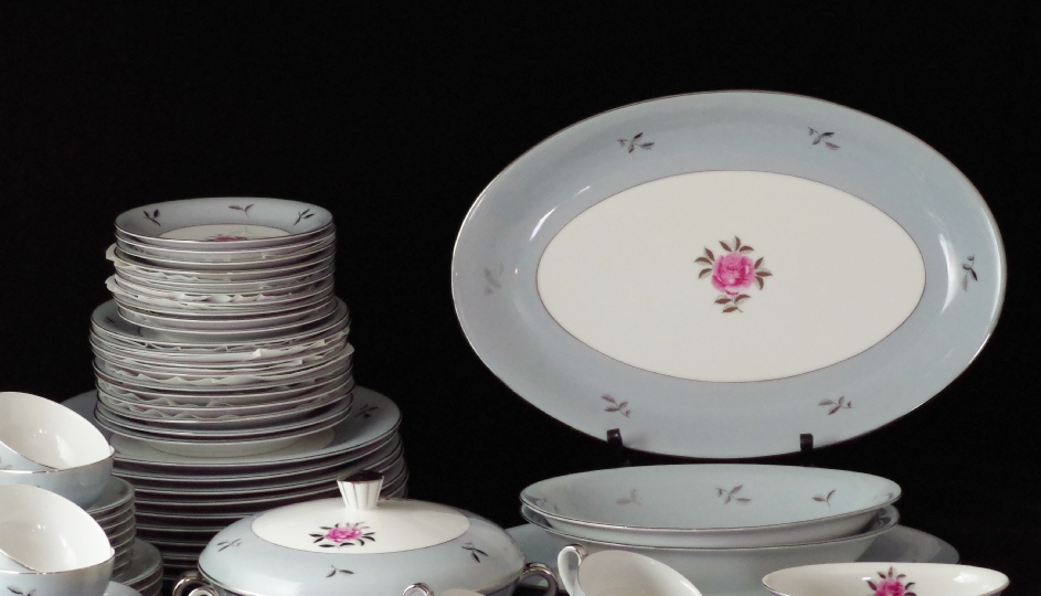 Mid Century Seyei Fine China in the Belle Meade Pattern