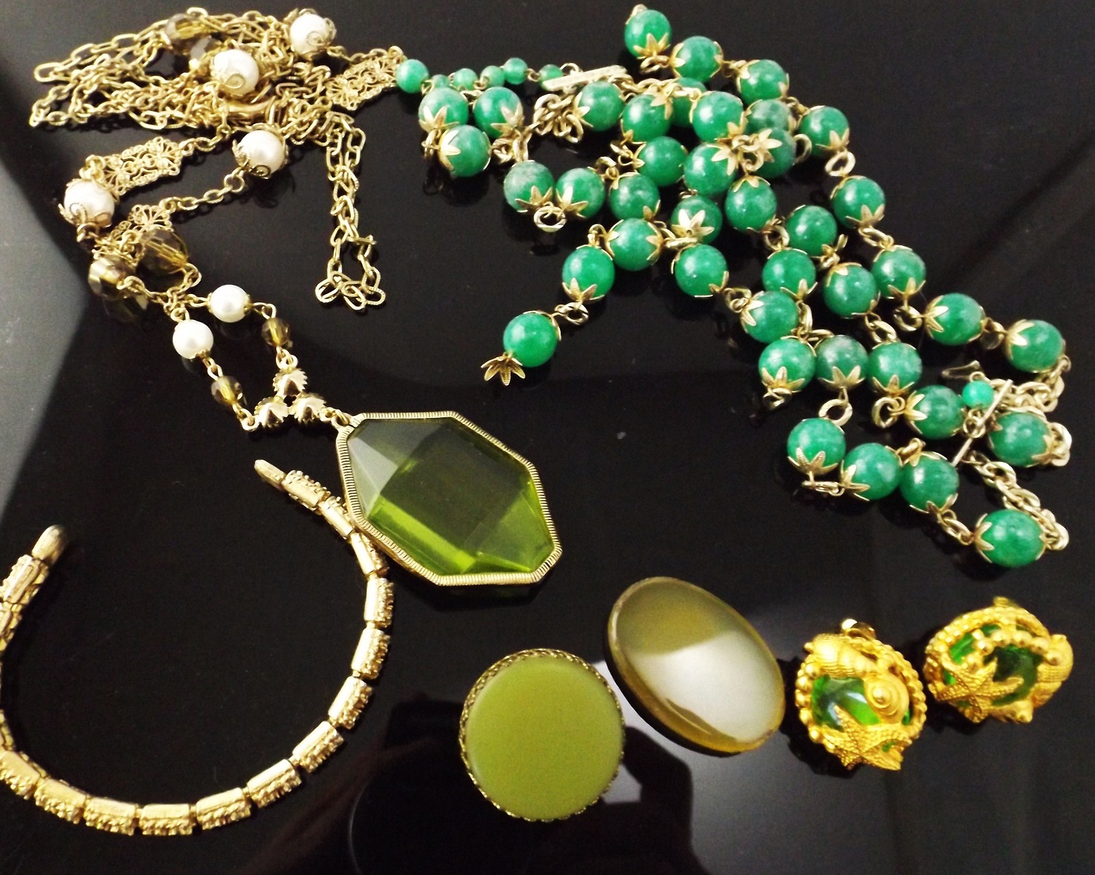 Vintage Jewelry with Green Stones