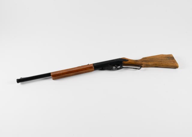 Daisy Red Ryder Model 96 BB Gun