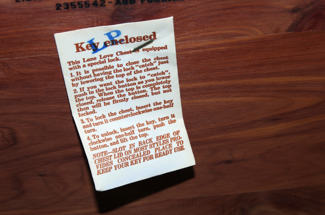 Lane Cedar Chest with Upholstered Bench Top