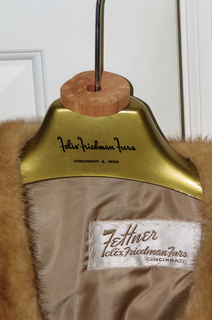 Vintage Fettner Tan Mink Wrap Cape, Felix Friedman Furs