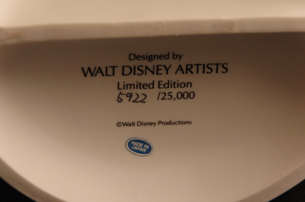 Disney Figurine Christmas 1986 'Mistletoe Magic'