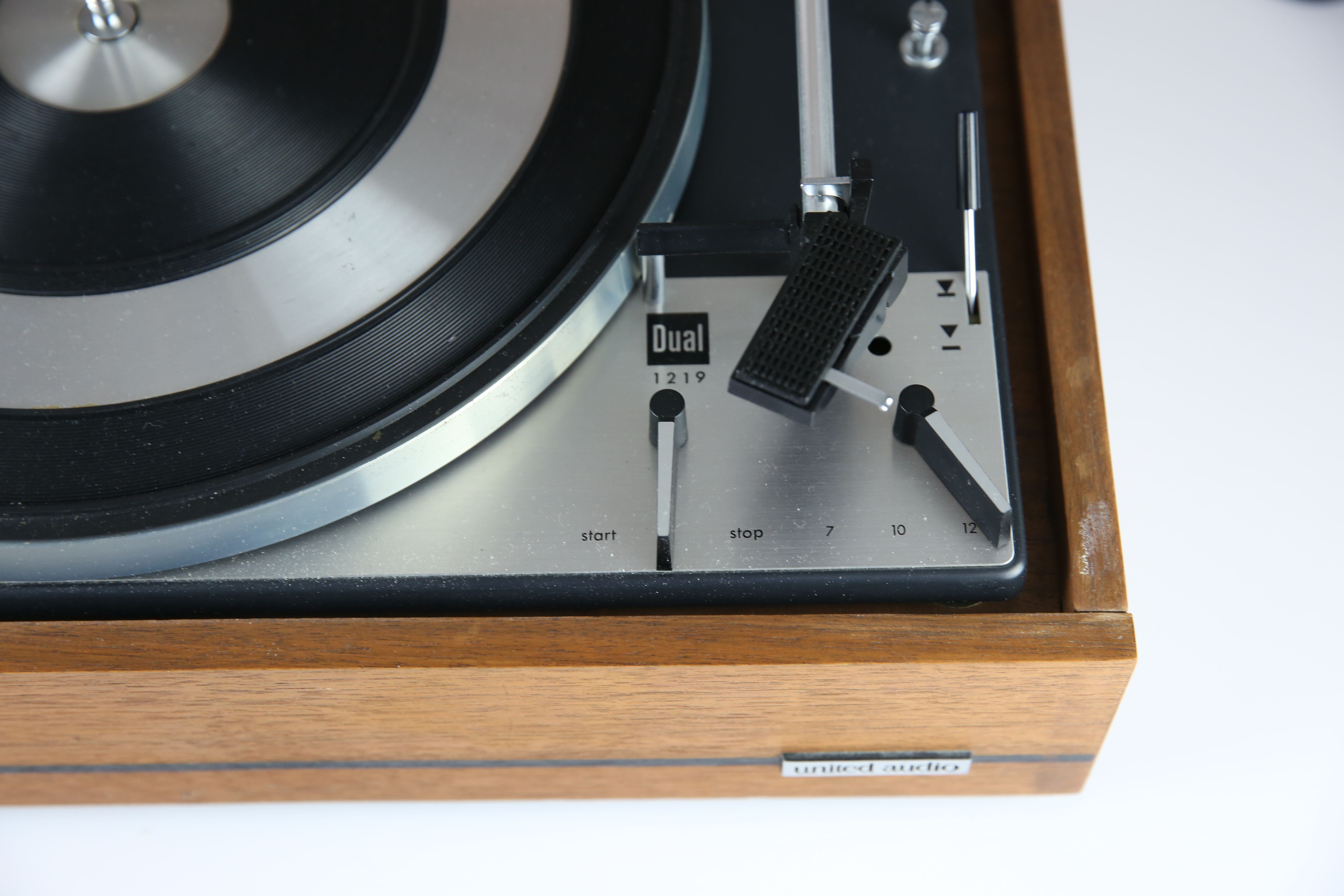 Vintage United Audio Dual 1219 Turntable