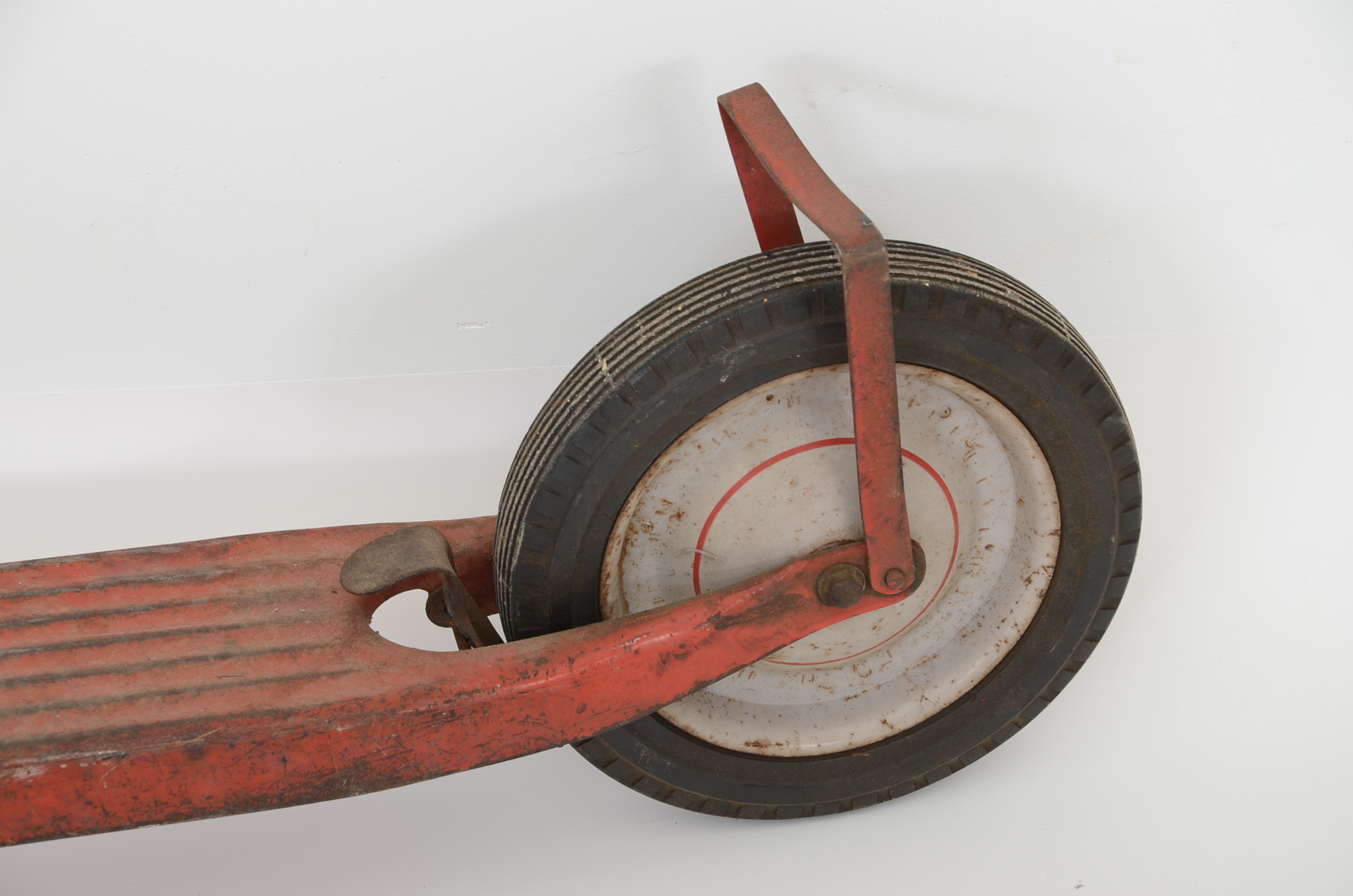 1950s Radio Line Scooter