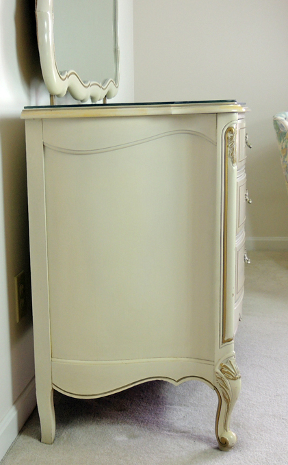 Thomasville French Provincial Triple Dresser with Mirror