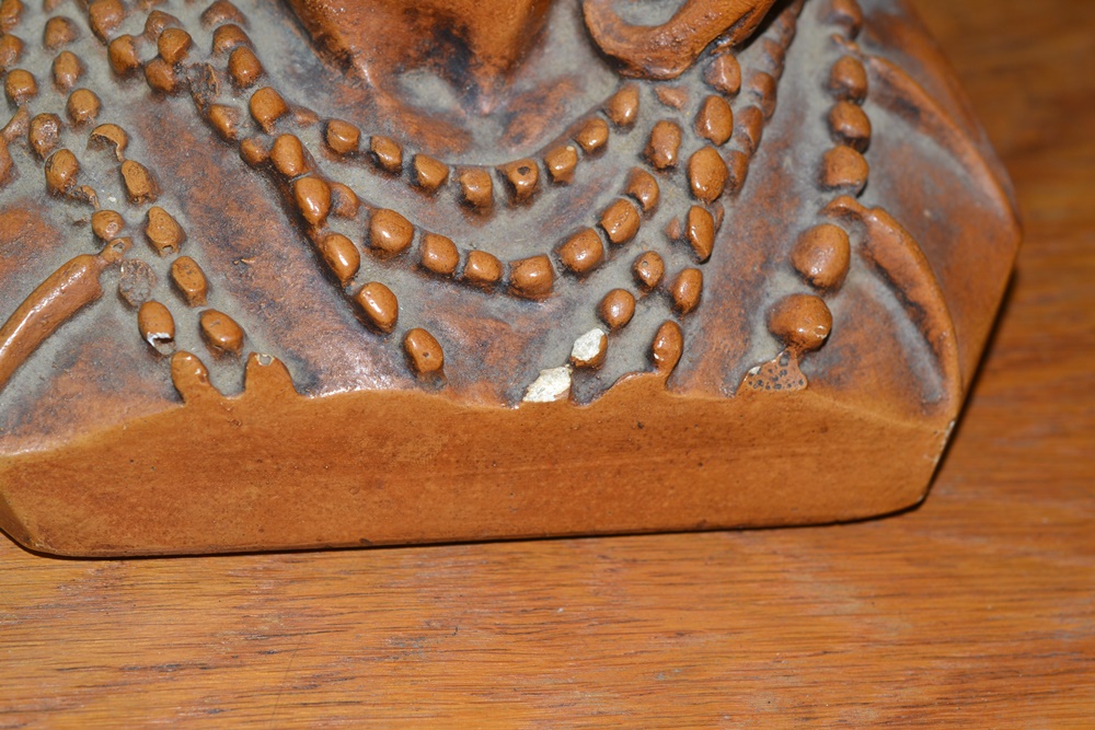 Vintage Chalkware Native American Bust