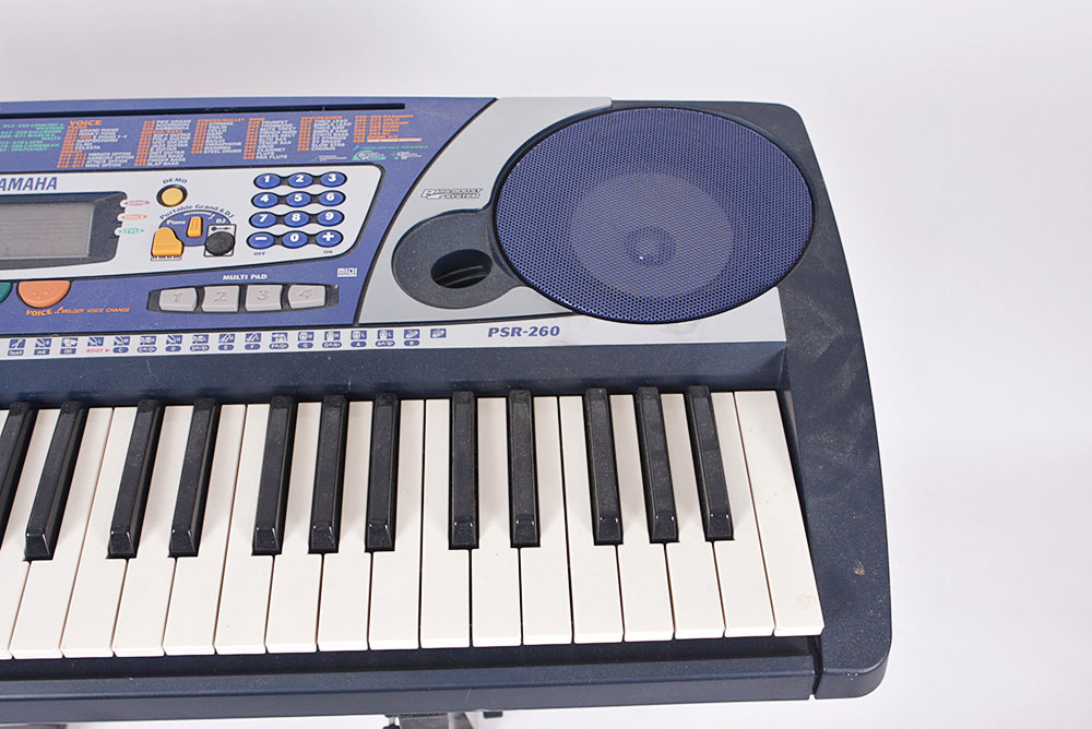 Yamaha PSR-260 Keyboard