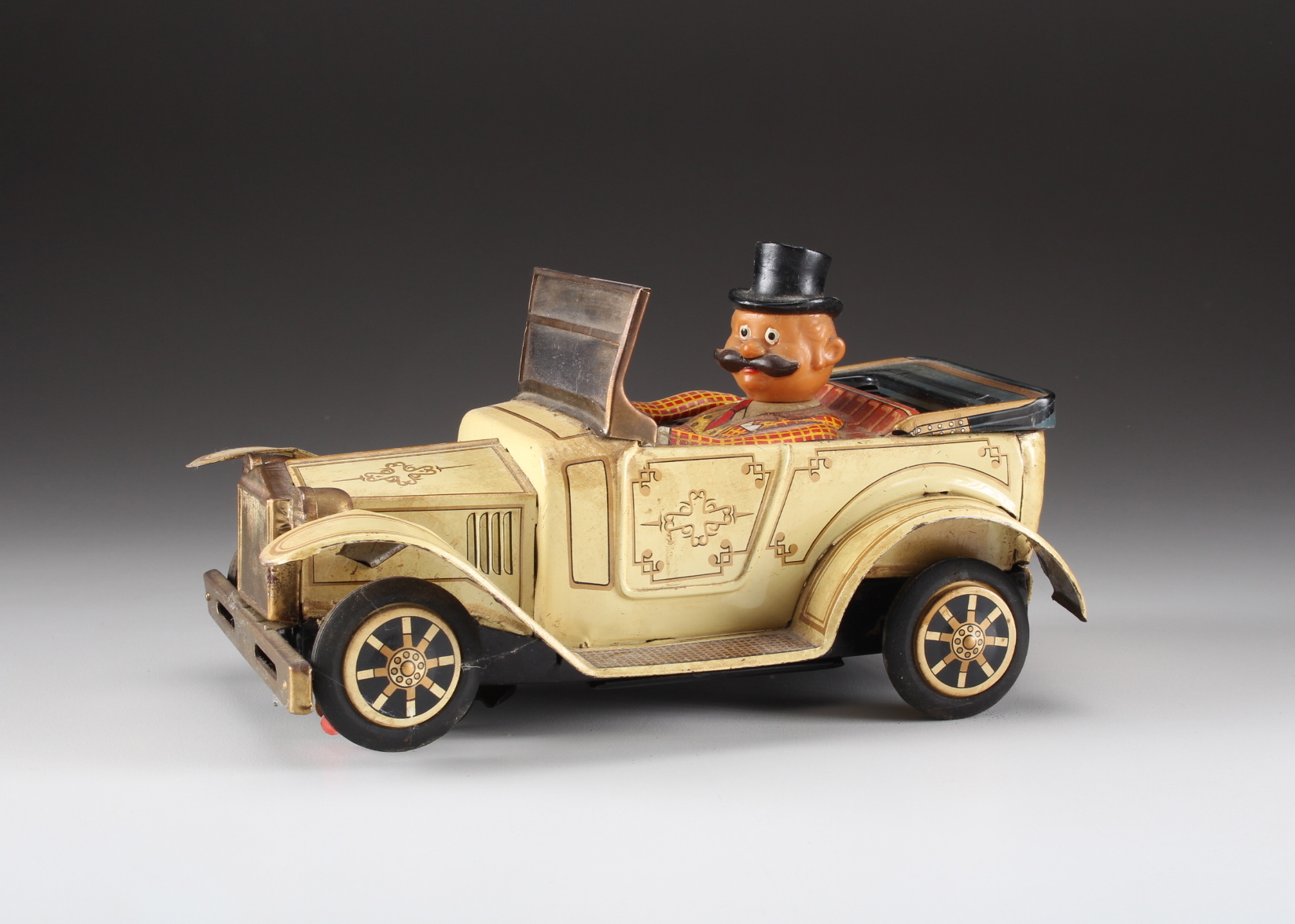 Vintage Alps "Grandpapa" Battery Operated Tin Car