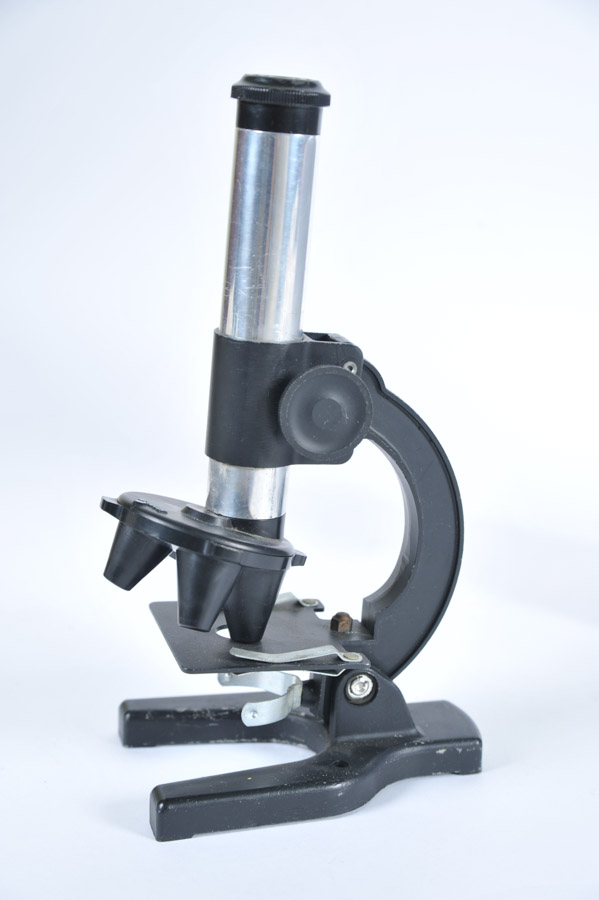 Vintage Gilbert No. 21 Microscope/Chemistry Set in Steel Cabinet