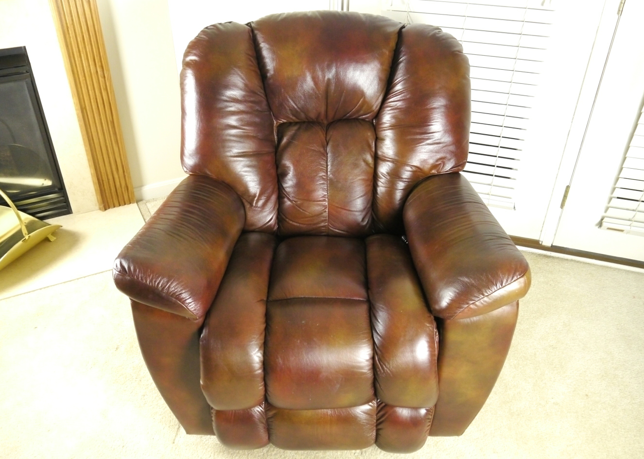 Leather Power Recliner by La-Z-Boy