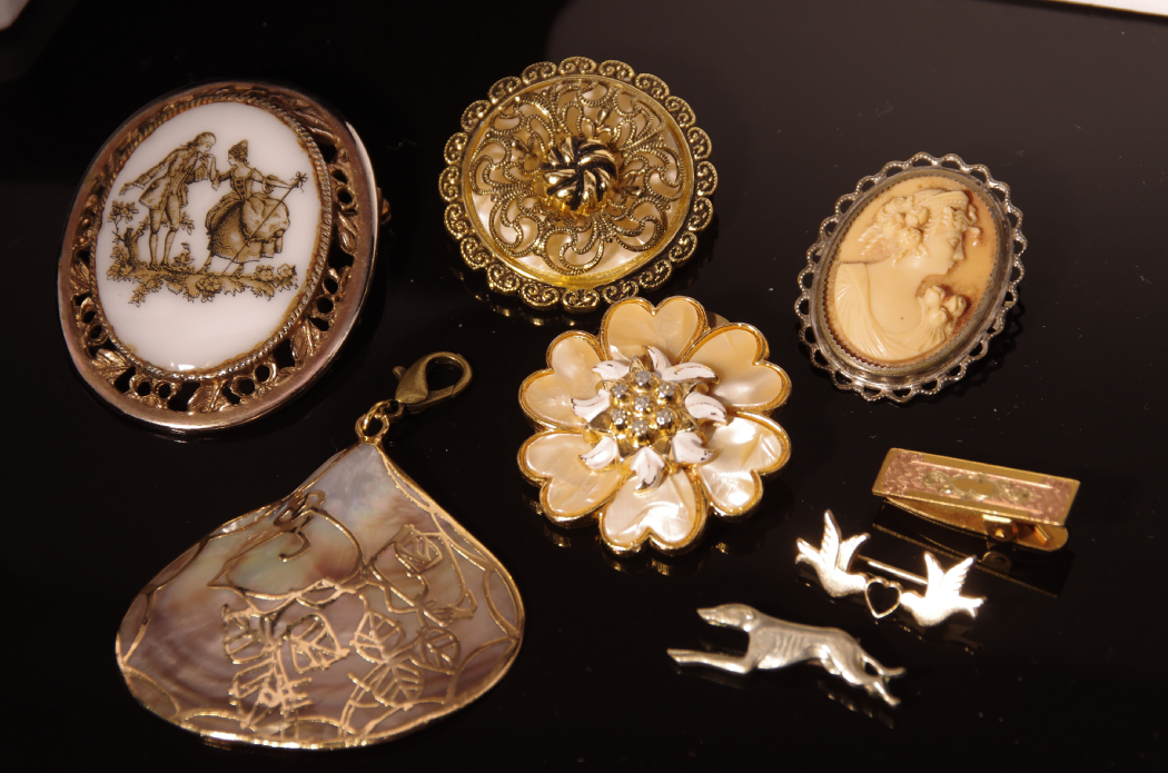 Antique Pins, Pendants and Scarf Clips