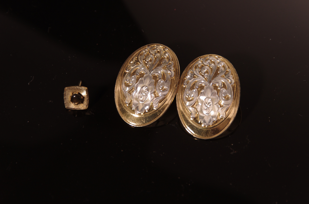 Antique Pins, Pendants and Scarf Clips