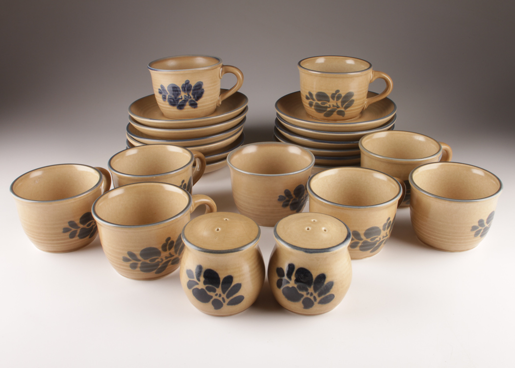 Pfaltzgraff Folk Art Pattern Set