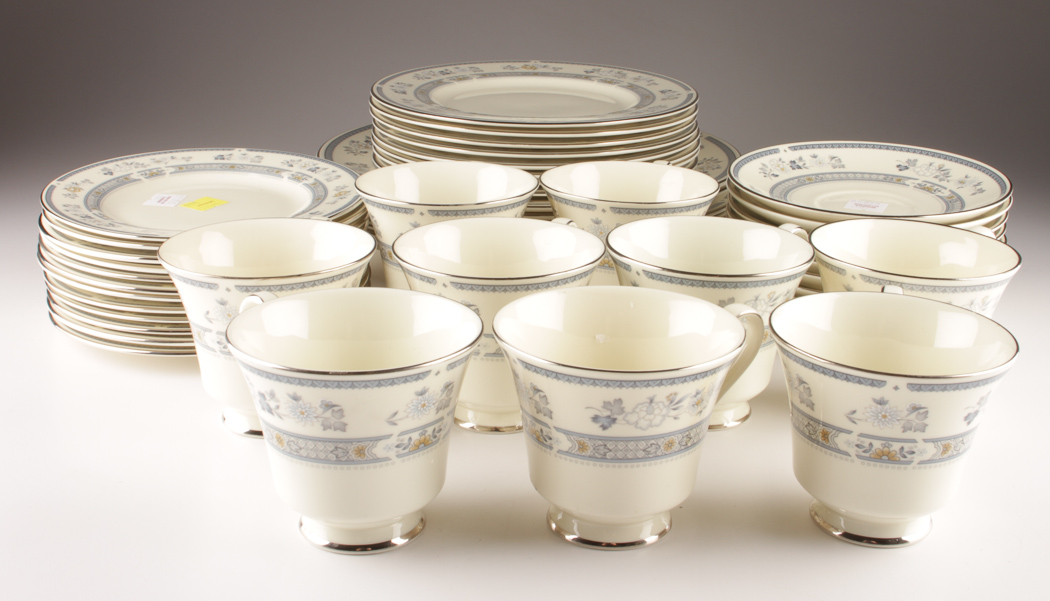 1976 Penrose Minton Royal Doulton Fine Bone China Tableware