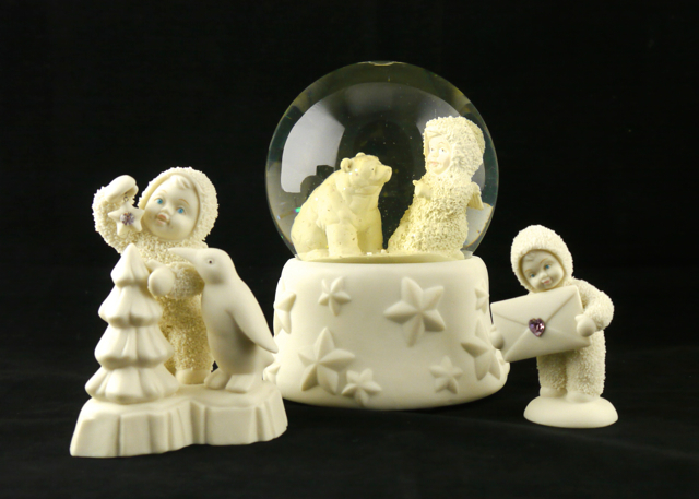Snowbabies Swarovski Crystal Collection with Snow Globe