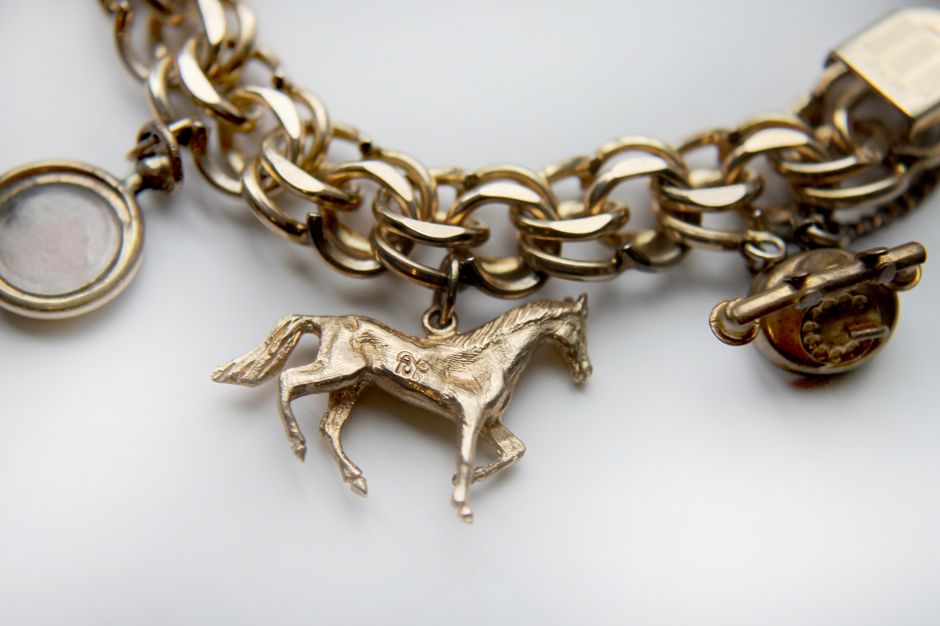 Vintage 12K GF Winard Charm Bracelet with Ten Unique Charms