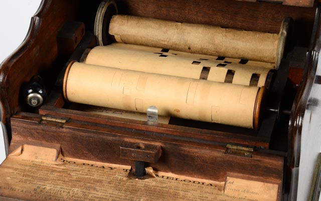 Antique Roller Organette "Melodia"