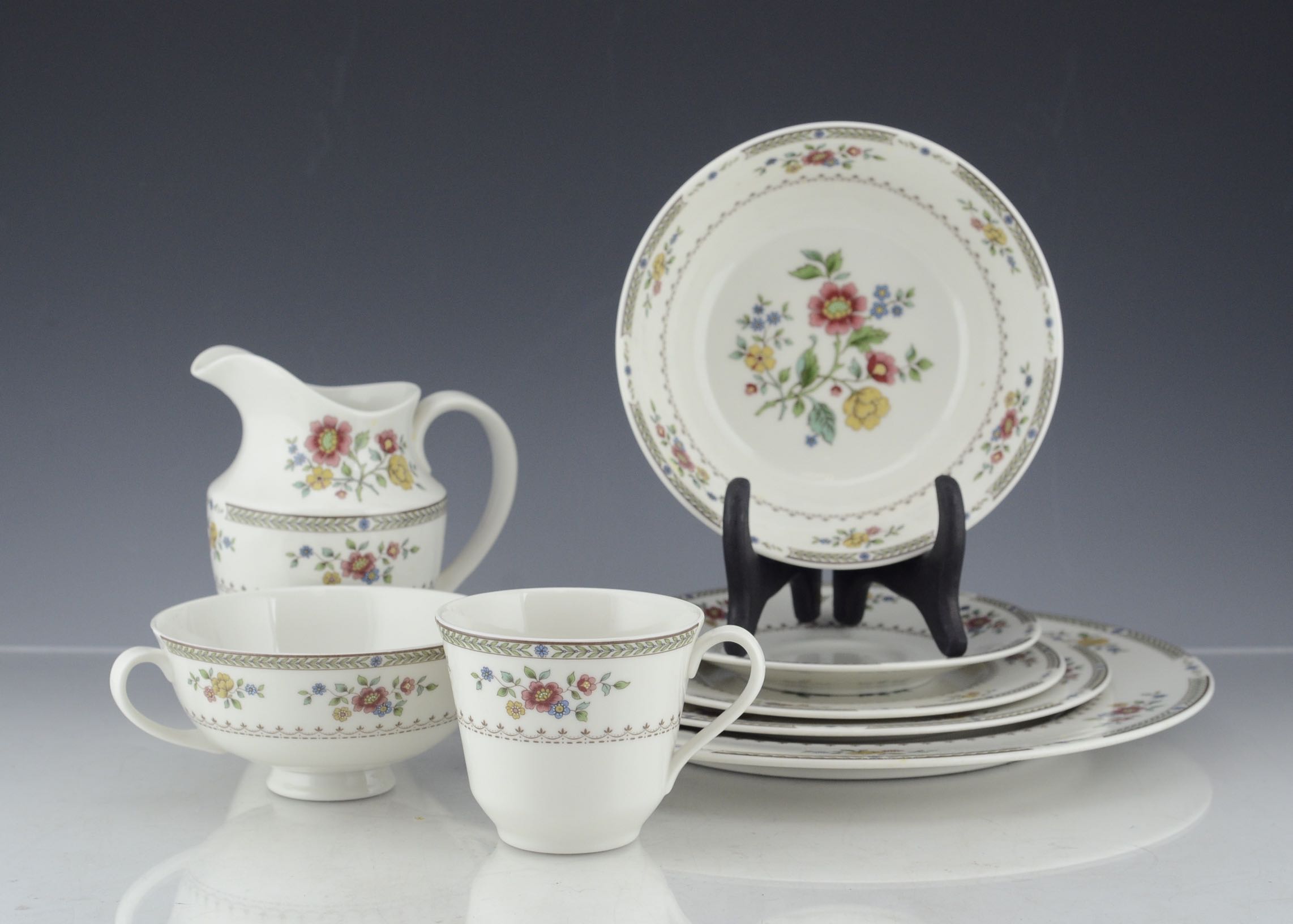 Royal Doulton "Kingswood" Fine China