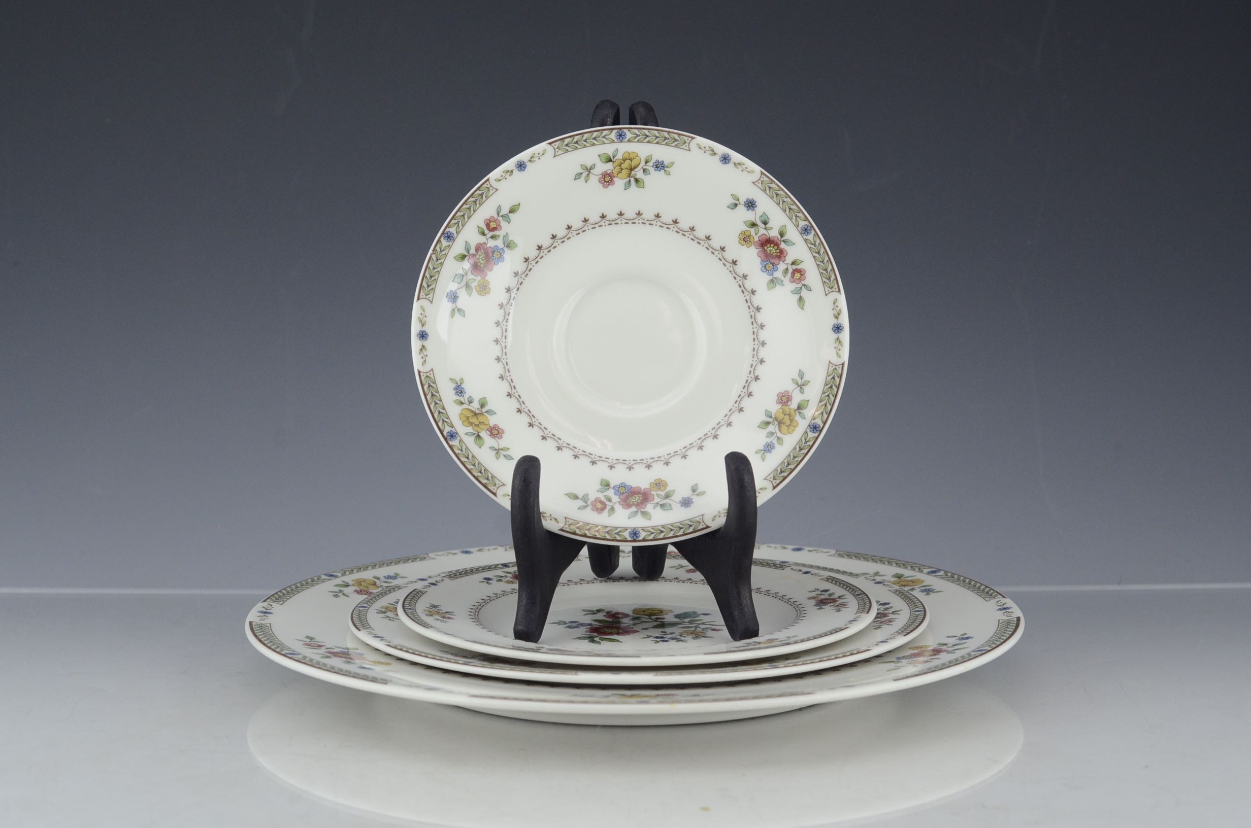 Royal Doulton "Kingswood" Fine China
