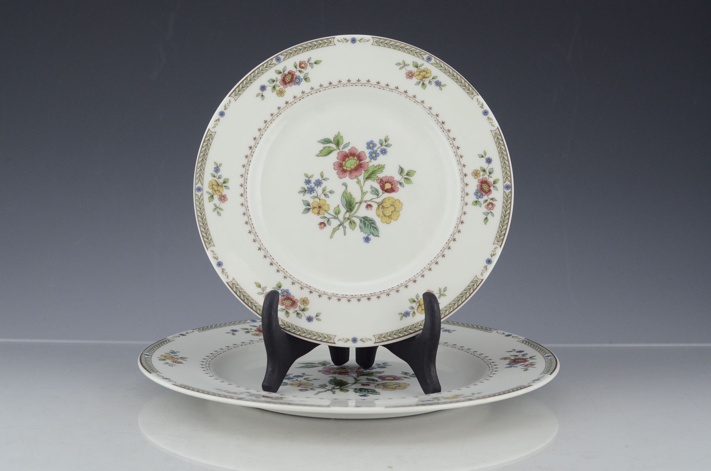 Royal Doulton "Kingswood" Fine China