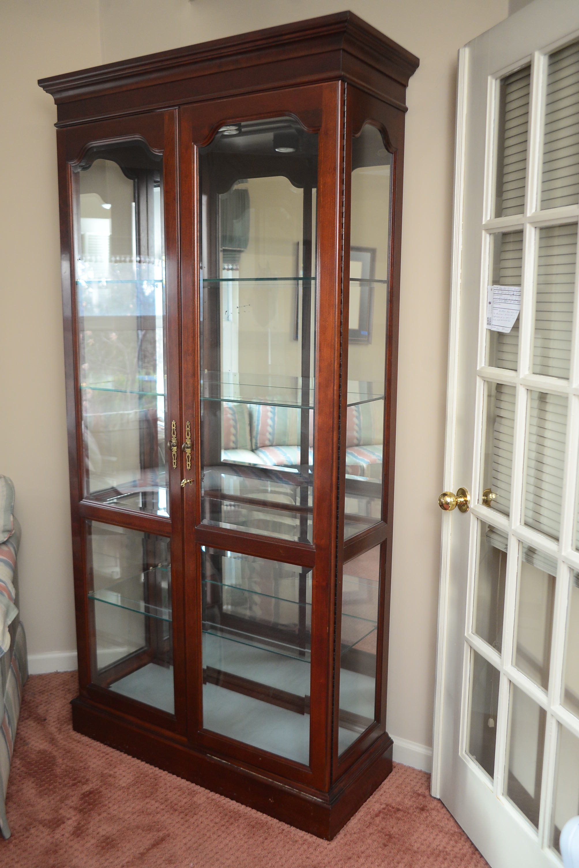 Jasper Mahogany Large Curio Cabinet