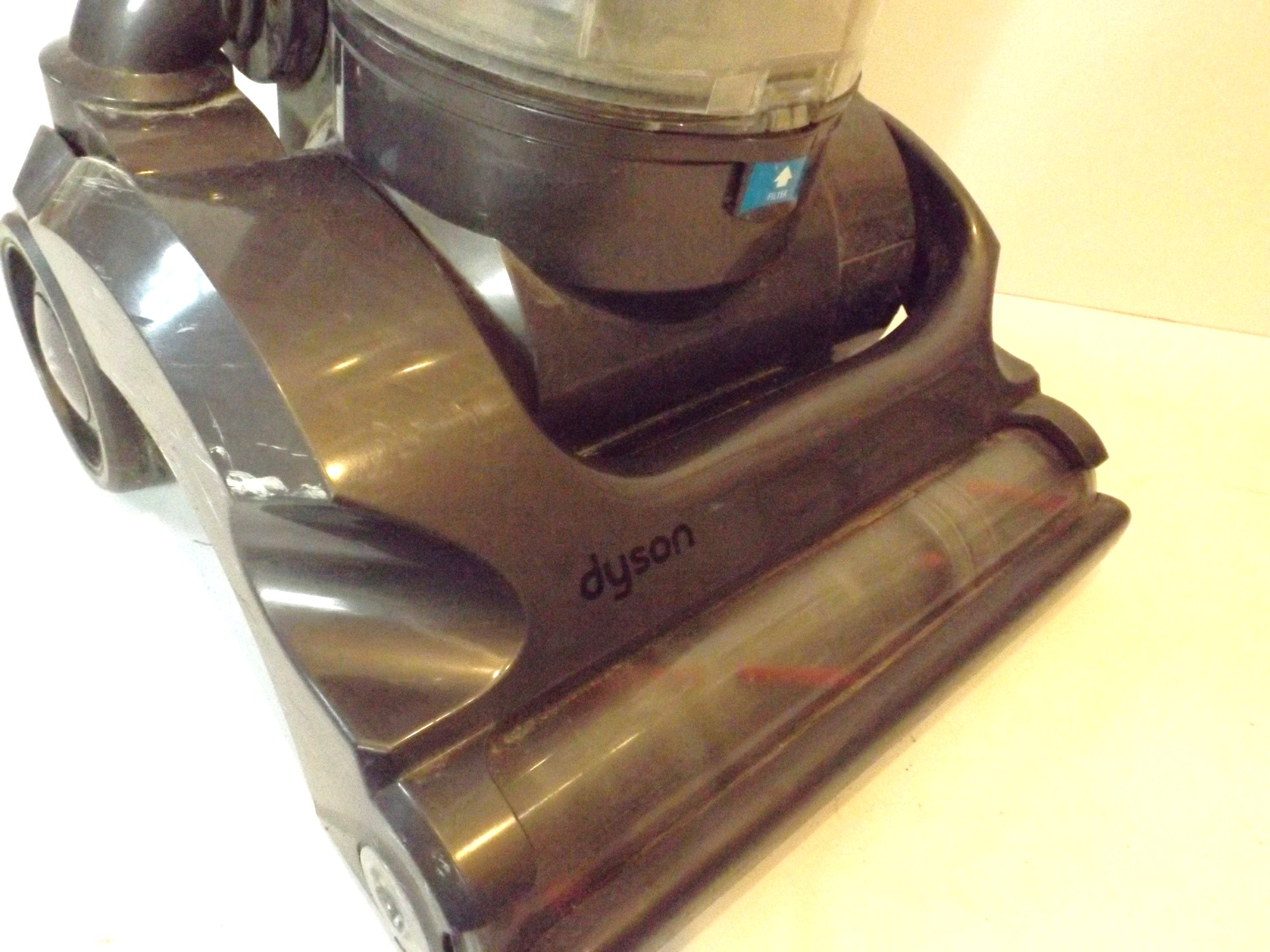 Dyson Absolute DC All Floors Root Cyclone Vacuum