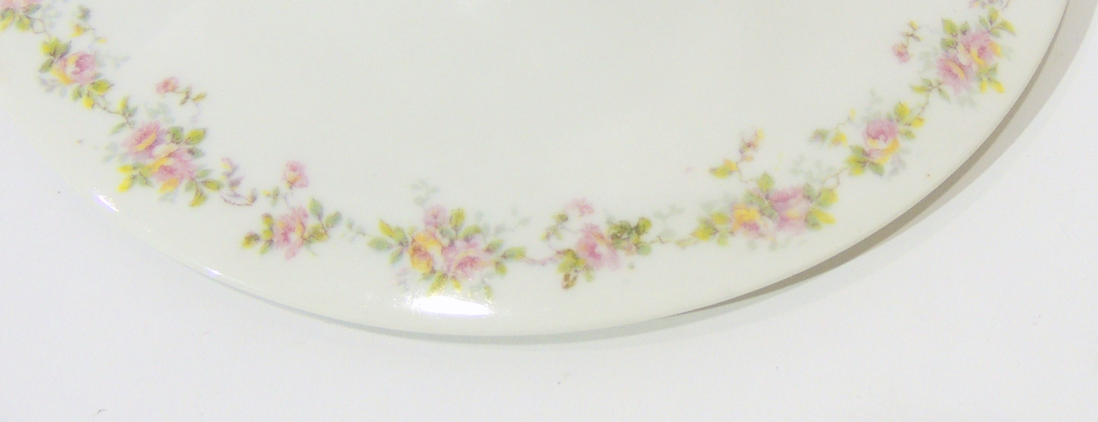 Theodore Haviland Limoges, France Tureen