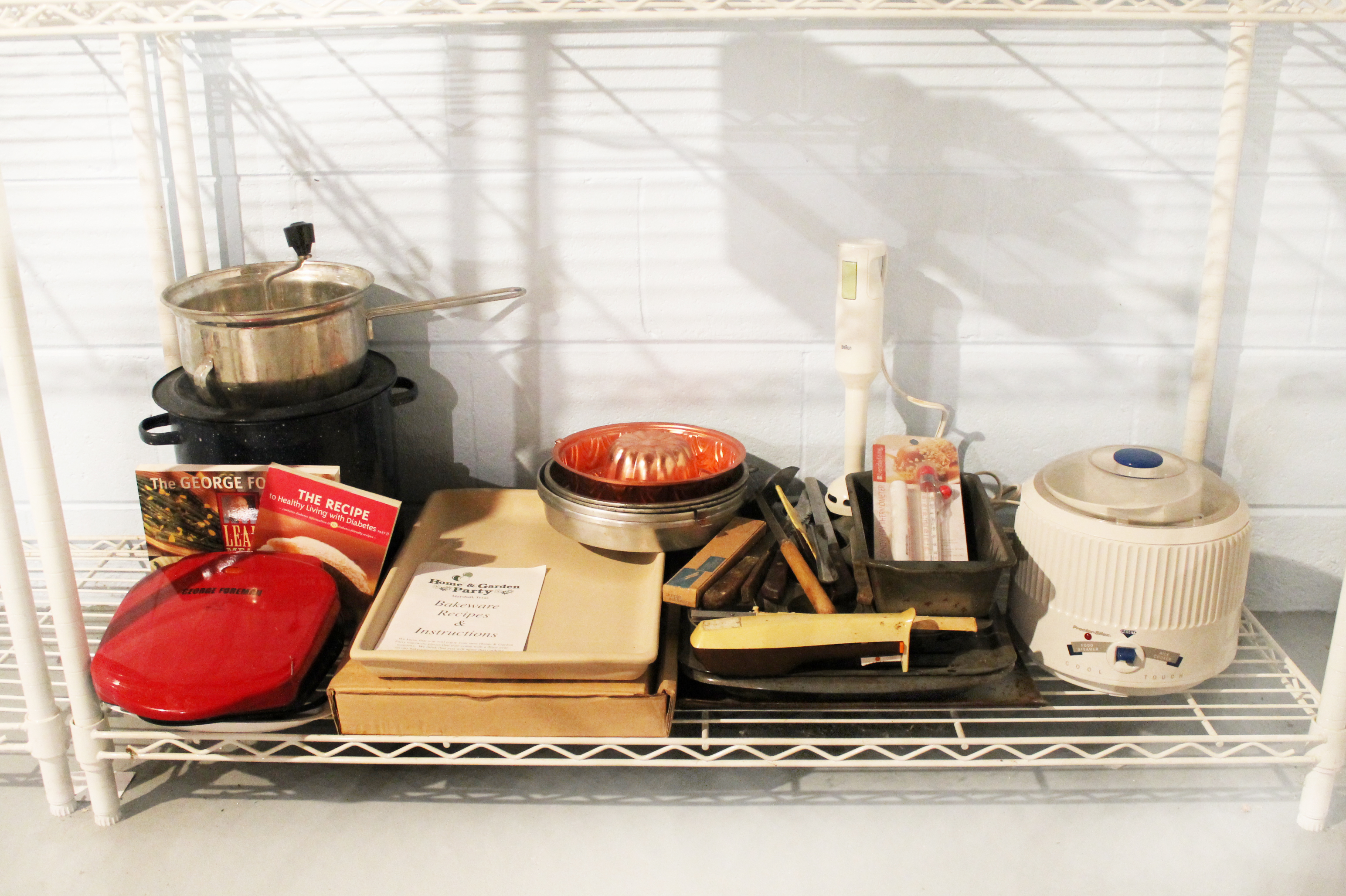 Collection of Kitchenalia