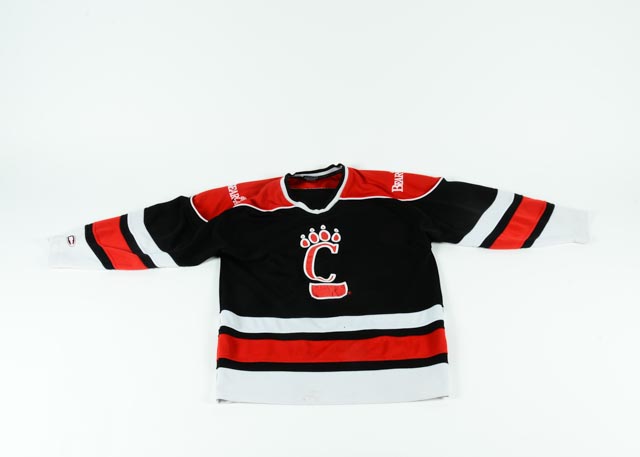 University of hot sale cincinnati hockey jersey