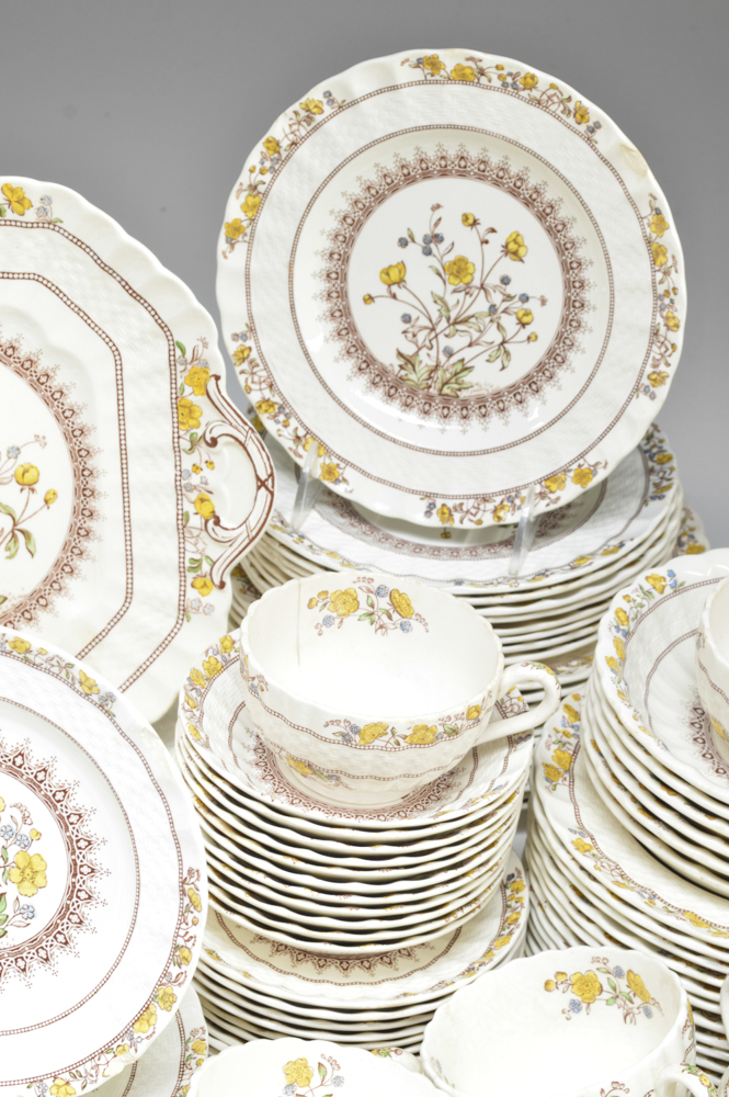 Set of Spode Buttercup China